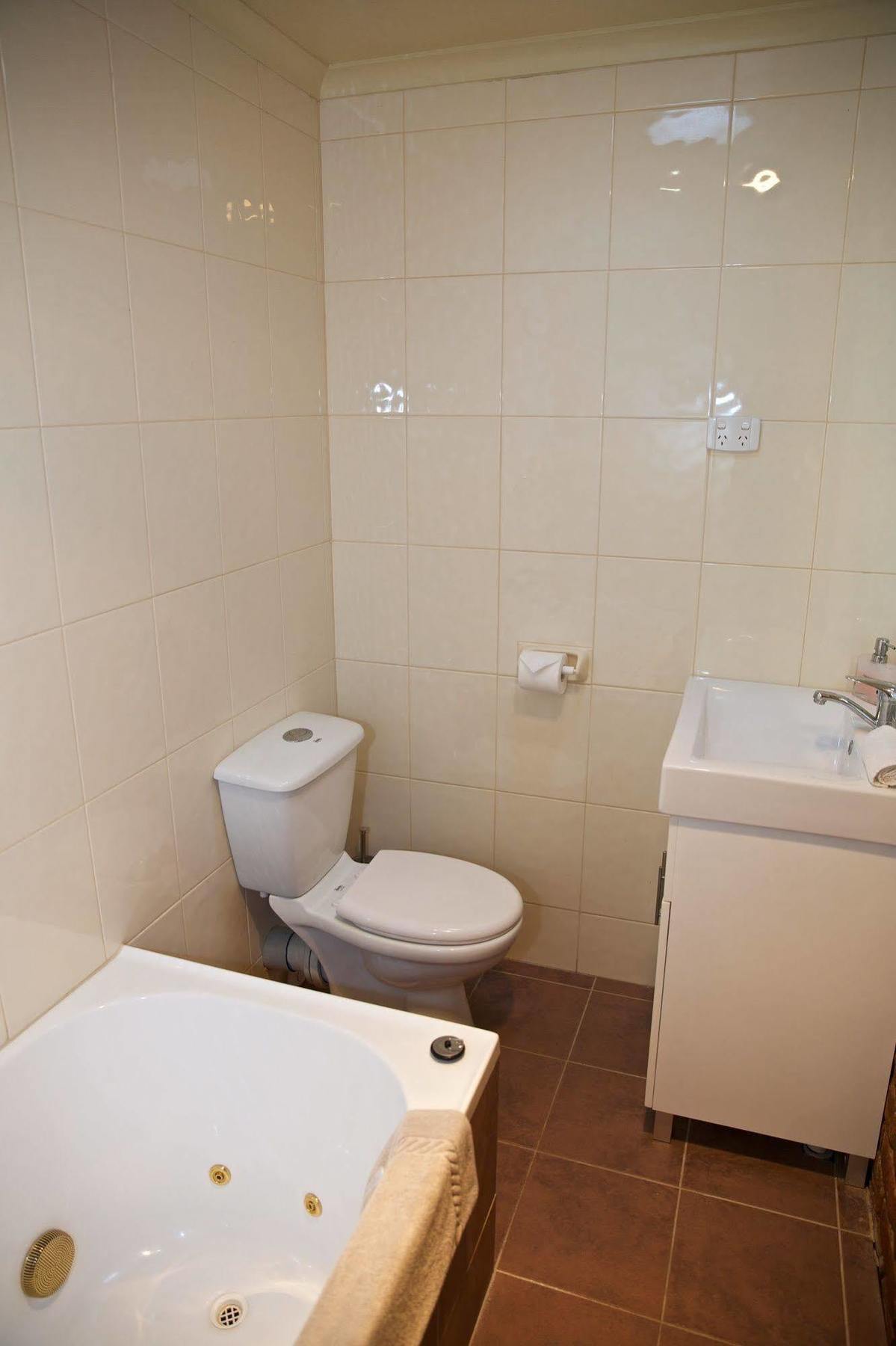 Holly Lane Mews Motel Yarra Glen Kültér fotó