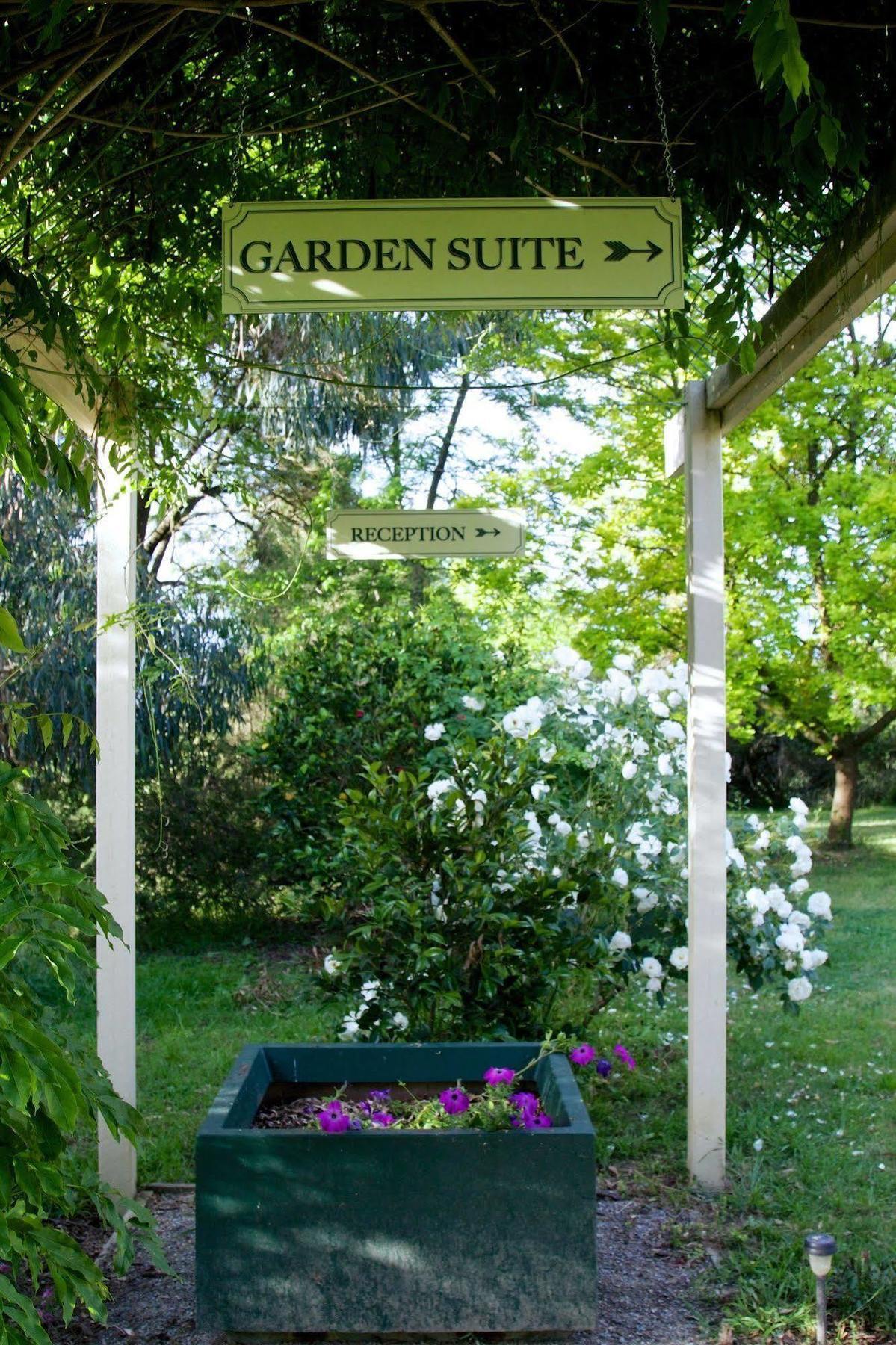 Holly Lane Mews Motel Yarra Glen Kültér fotó